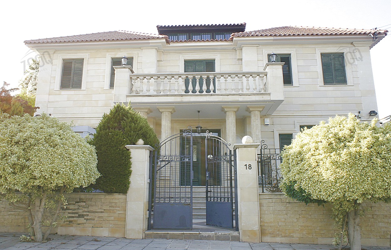 11 Bed House to Rent in Archangelos Strovolos