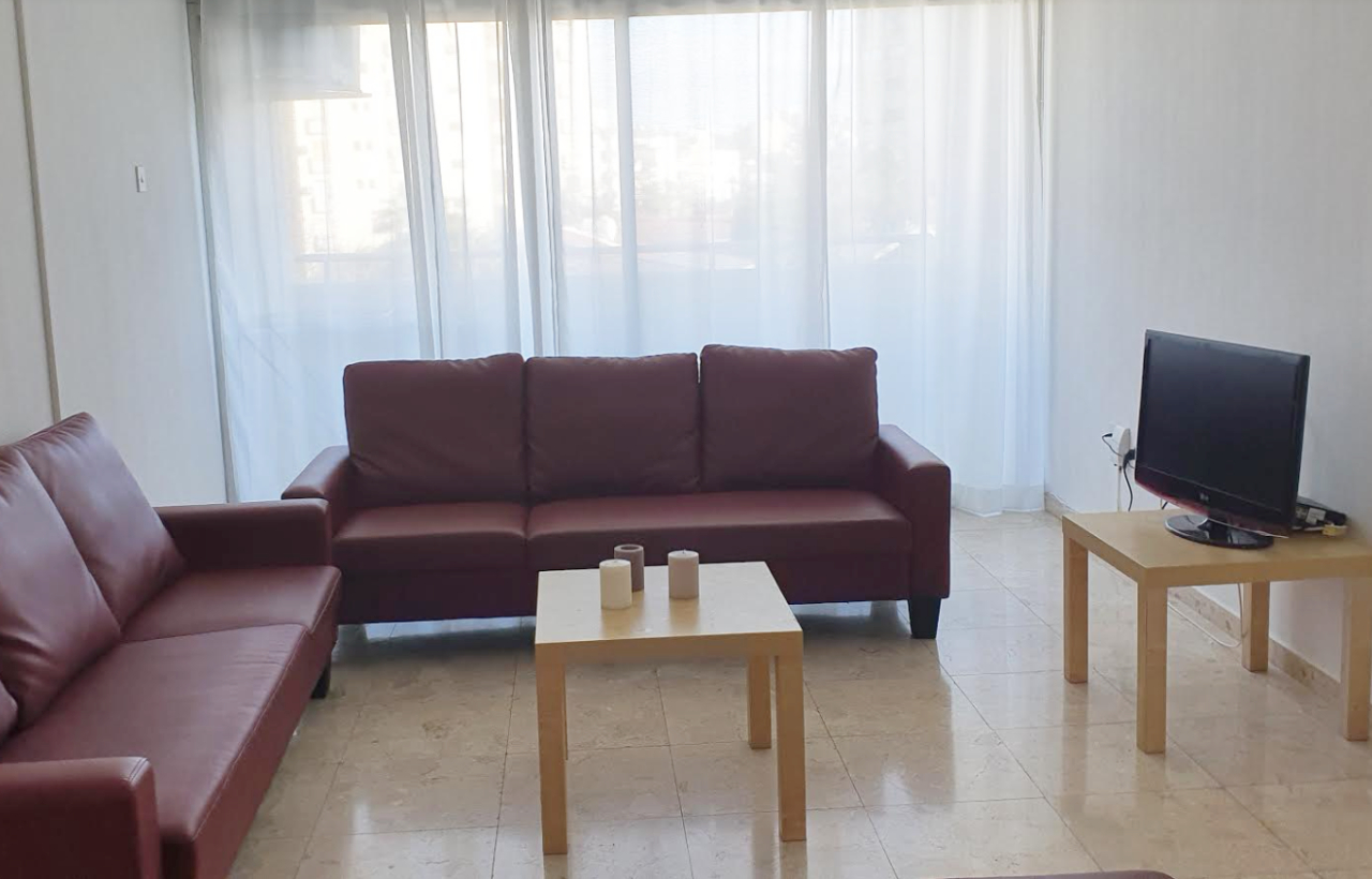 3 Bed Apartment Rent In Agioi Omologites