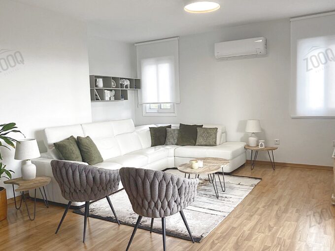 4 Bed whole floor Split Unit Flat For Rent In Aglantzia